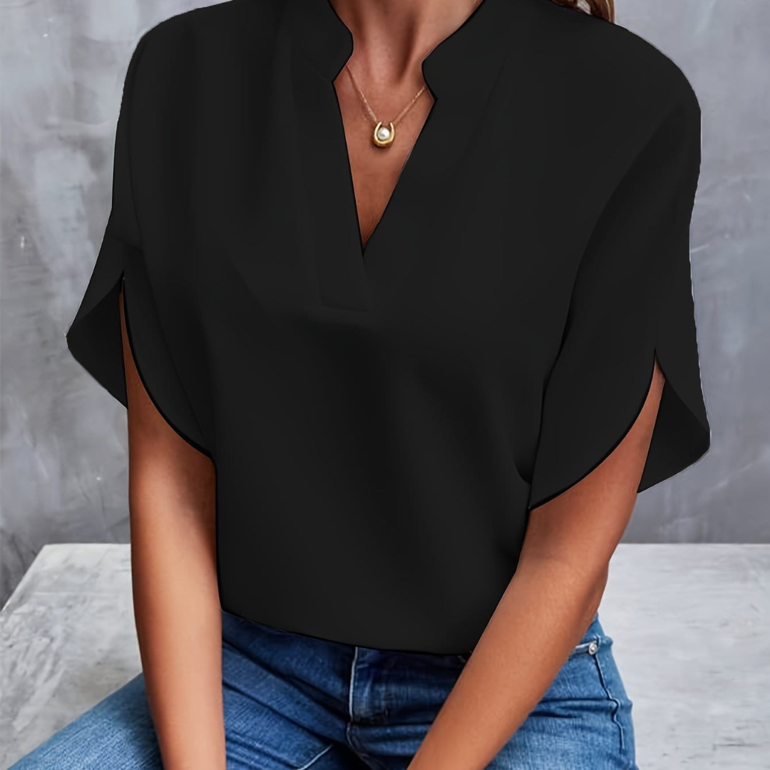 Ember | Elegantná blúzka s véčkovým výstrihom
