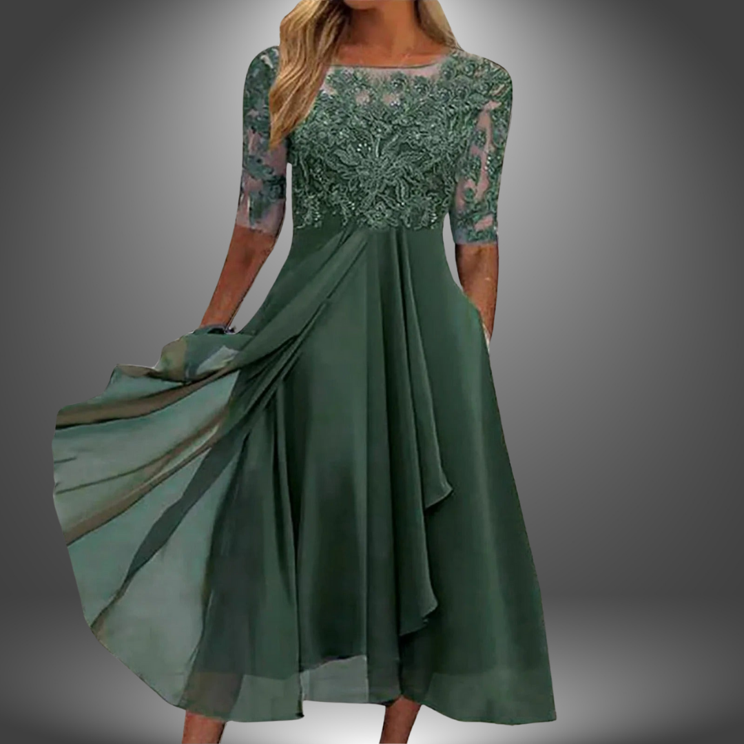 Ručne vyrobené elegantné čipkované šaty